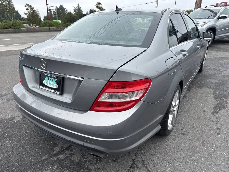 2011 Mercedes-Benz W204 C-Class - Image 9 of 20