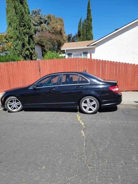 2011 Mercedes-Benz W204 C-Class - Image 6 of 9