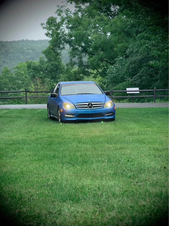 2011 Mercedes-Benz W204 C-Class - Image 2 of 8