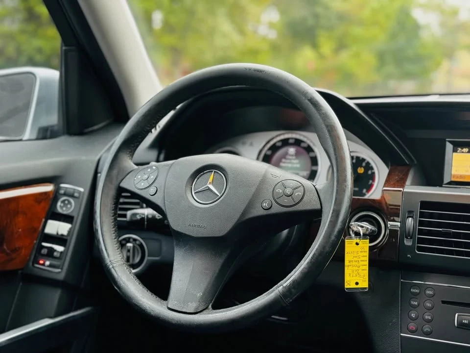 2011 Mercedes-Benz GLK-Class - Image 12 of 15