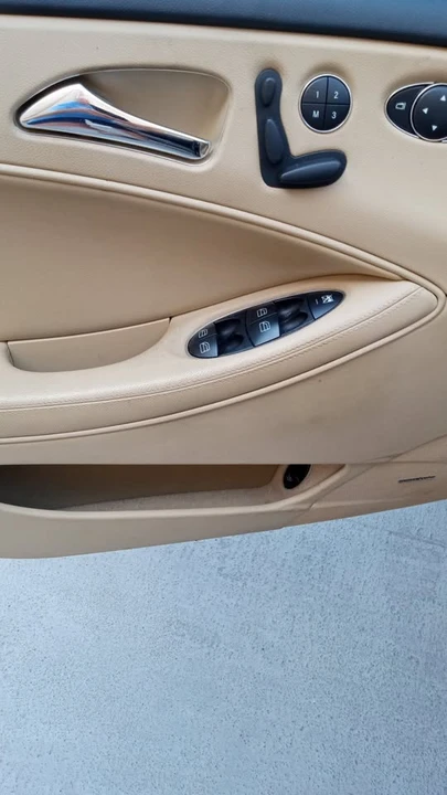 2011 Mercedes-Benz C218 CLS-Class - Image 7 of 11