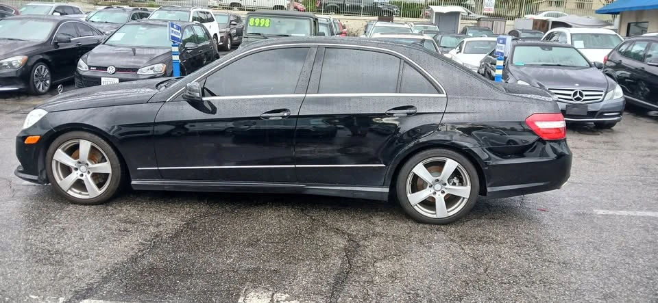 2011 Mercedes-Benz W212 E-Class - Image 8 of 15