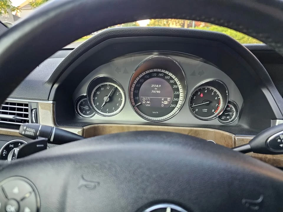 2011 Mercedes-Benz W212 E-Class - Image 12 of 14