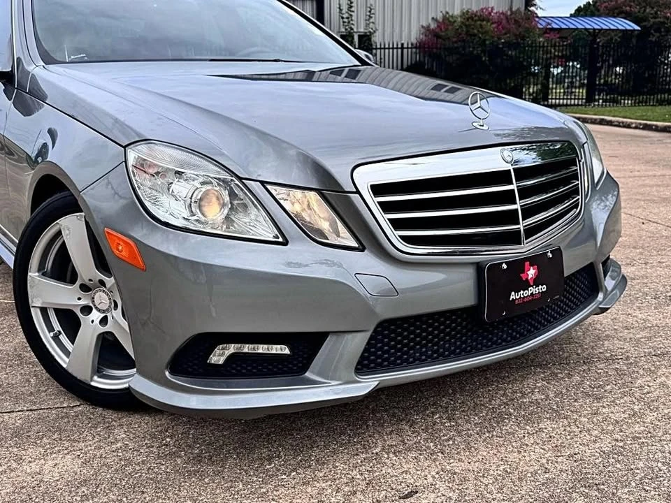 2011 Mercedes-Benz W212 E-Class - Image 2 of 20