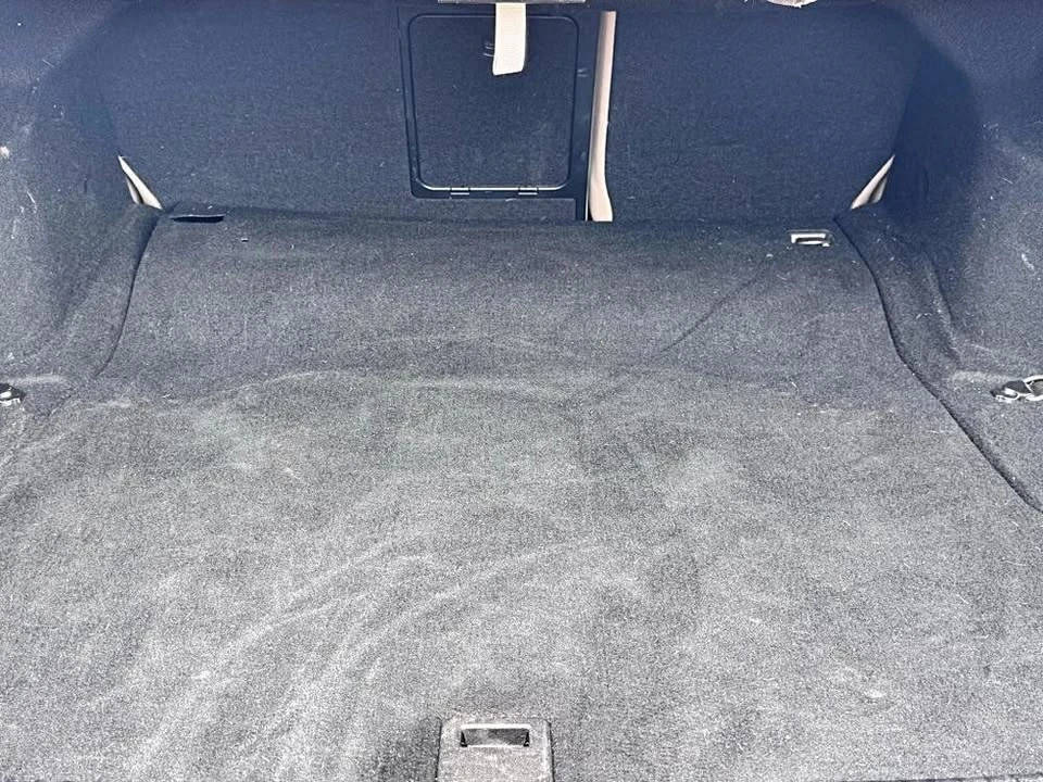 2011 Mercedes-Benz W212 E-Class - Image 12 of 20