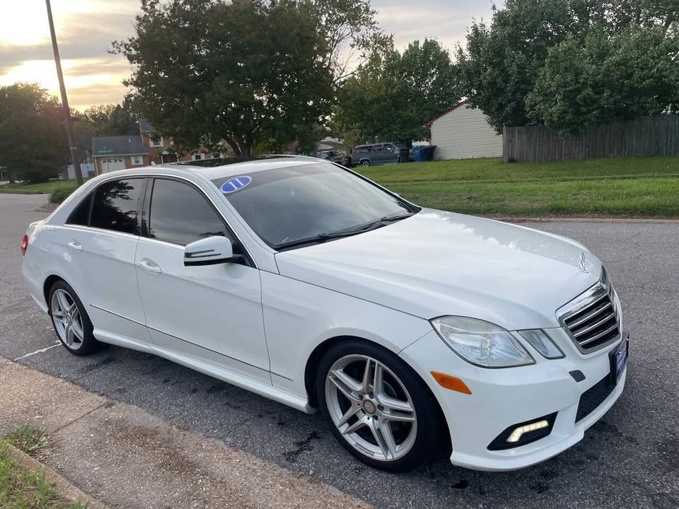 2011 Mercedes-Benz W212 E-Class - Image 8 of 19