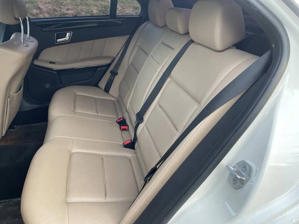 2011 Mercedes-Benz W212 E-Class - Image 15 of 19