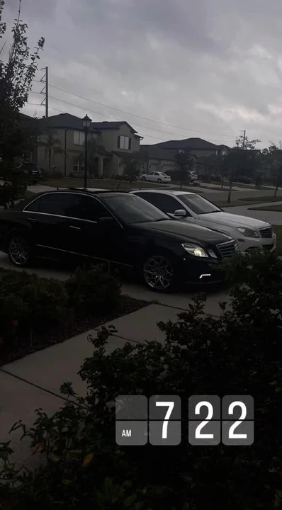 2011 Mercedes-Benz W212 E-Class - Image 7 of 12