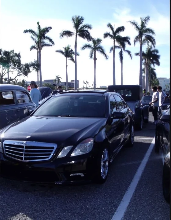2011 Mercedes-Benz W212 E-Class - Image 9 of 12