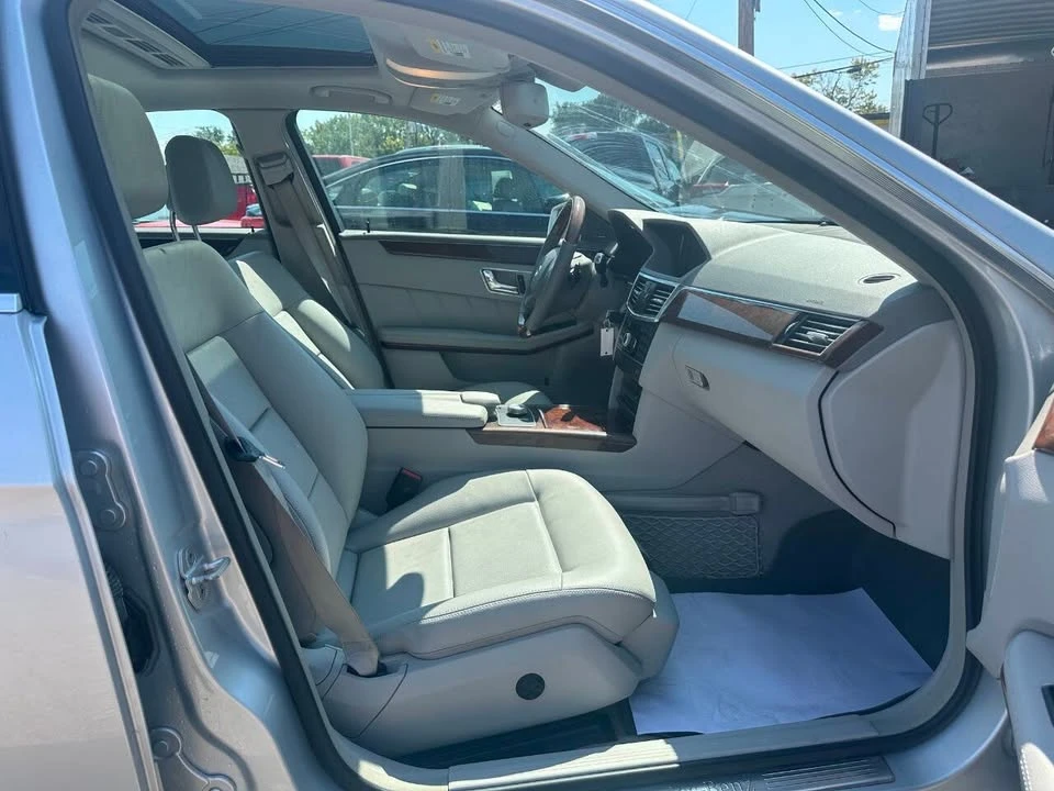 2011 Mercedes-Benz W212 E-Class - Image 17 of 20