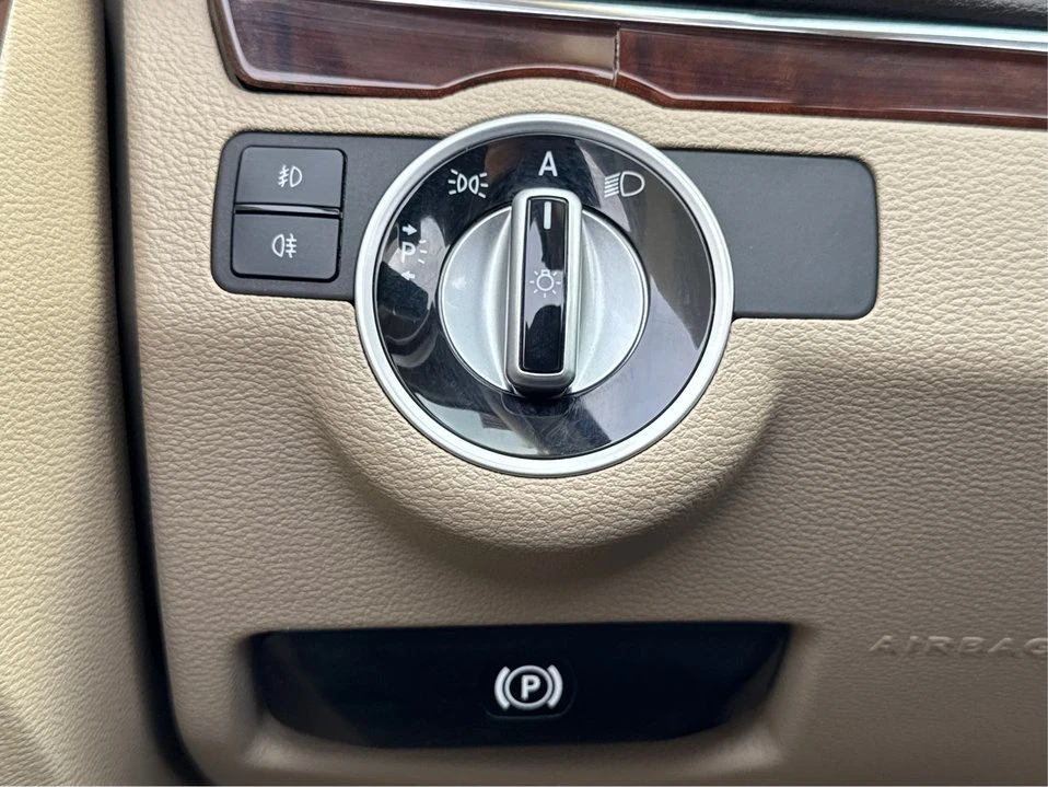 2011 Mercedes-Benz W212 E-Class - Image 16 of 19