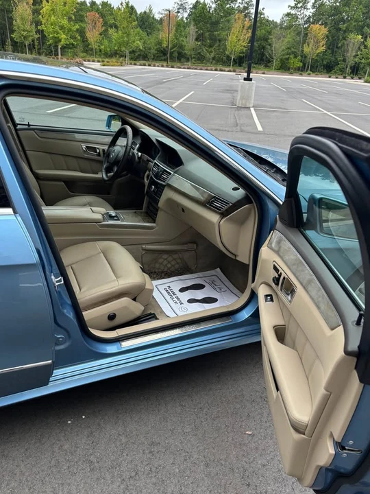 2011 Mercedes-Benz W212 E-Class - Image 7 of 16