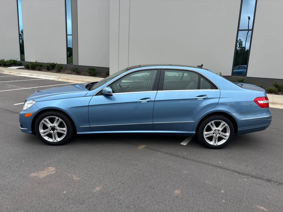 2011 Mercedes-Benz W212 E-Class - Image 4 of 16