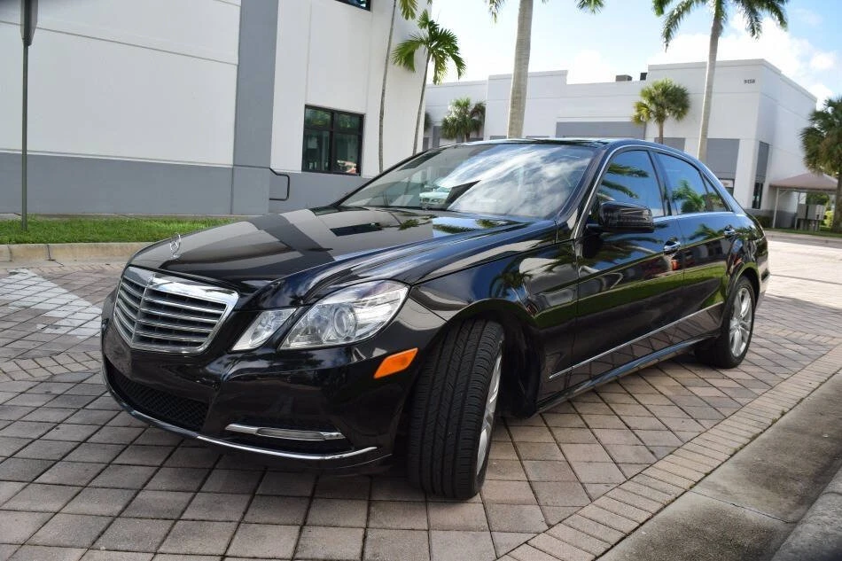 2011 Mercedes-Benz W212 E-Class - Image 2 of 20