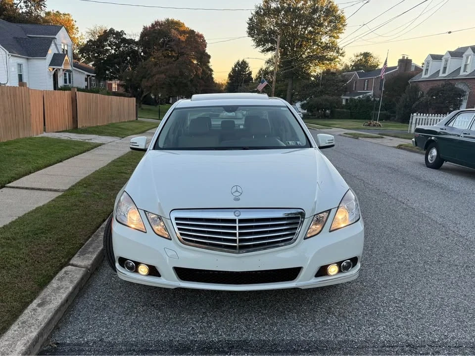 2011 Mercedes-Benz W212 E-Class - Image 3 of 19