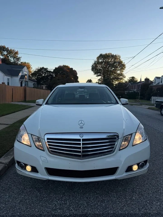 2011 Mercedes-Benz W212 E-Class - Image 12 of 19