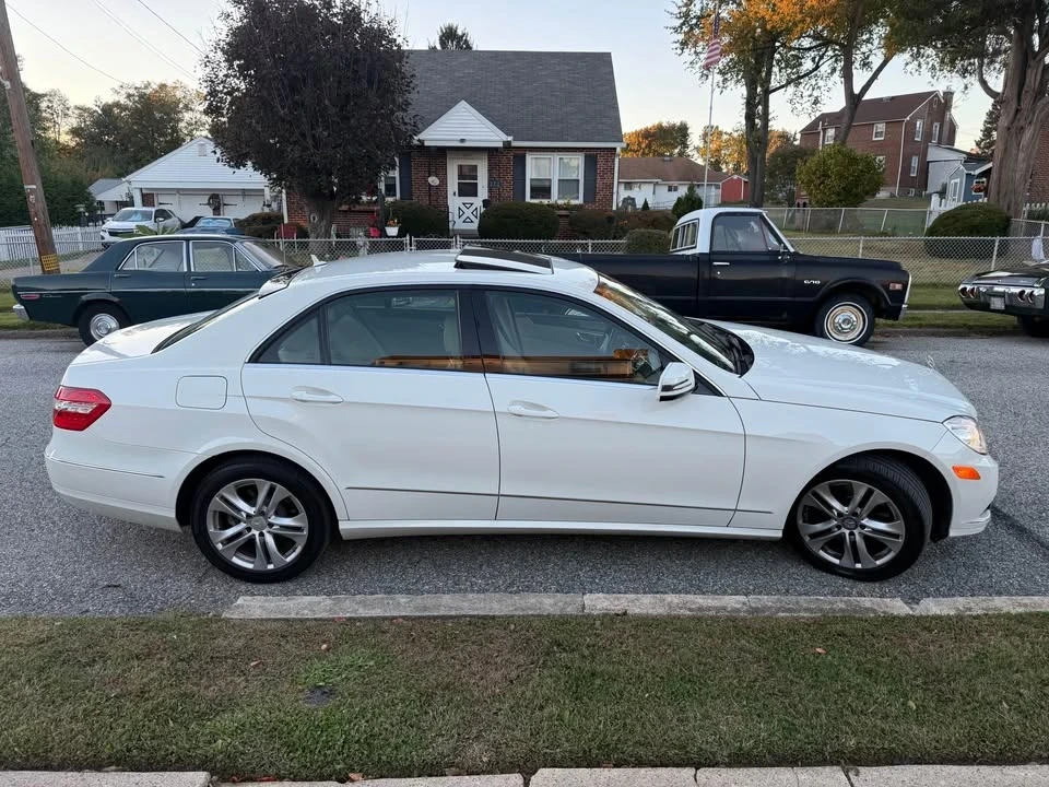 2011 Mercedes-Benz W212 E-Class - Image 6 of 19