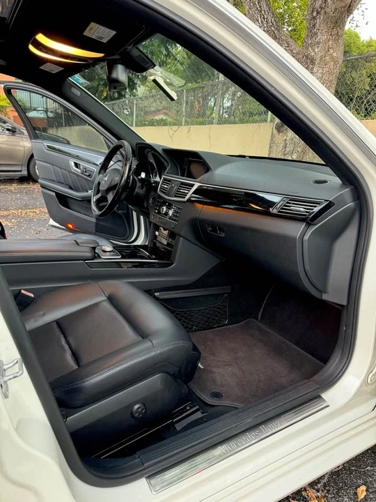 2011 Mercedes-Benz W212 E-Class - Image 2 of 8