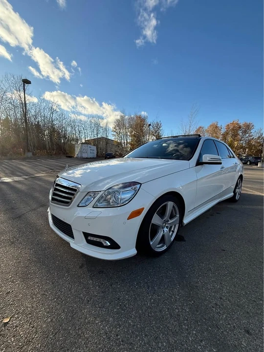 2011 Mercedes-Benz W212 E-Class - Image 2 of 19