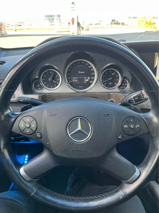 2011 Mercedes-Benz W212 E-Class - Image 12 of 18