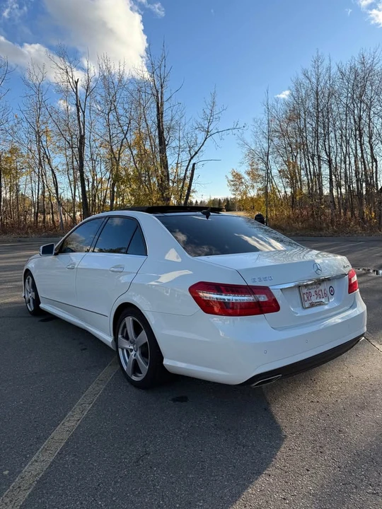 2011 Mercedes-Benz W212 E-Class - Image 4 of 19