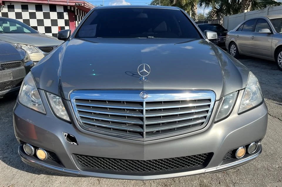 2011 Mercedes-Benz W212 E-Class - Image 2 of 20