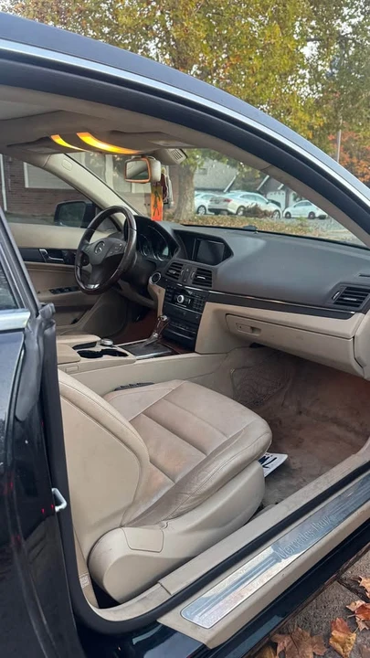 2011 Mercedes-Benz W212 E-Class - Image 11 of 15