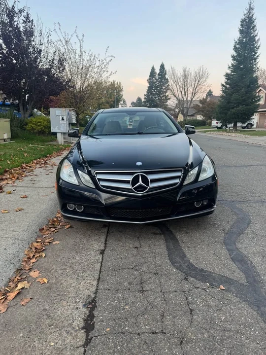 2011 Mercedes-Benz W212 E-Class - Image 2 of 15
