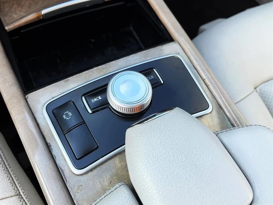 2011 Mercedes-Benz W212 E-Class - Image 15 of 20