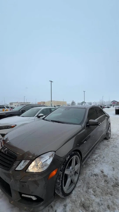 2011 Mercedes-Benz W212 E-Class - Image 2 of 7