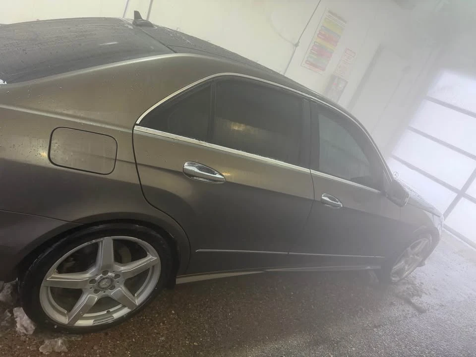2011 Mercedes-Benz W212 E-Class - Image 5 of 7
