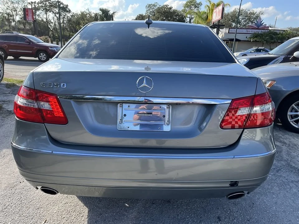 2011 Mercedes-Benz W212 E-Class - Image 4 of 20