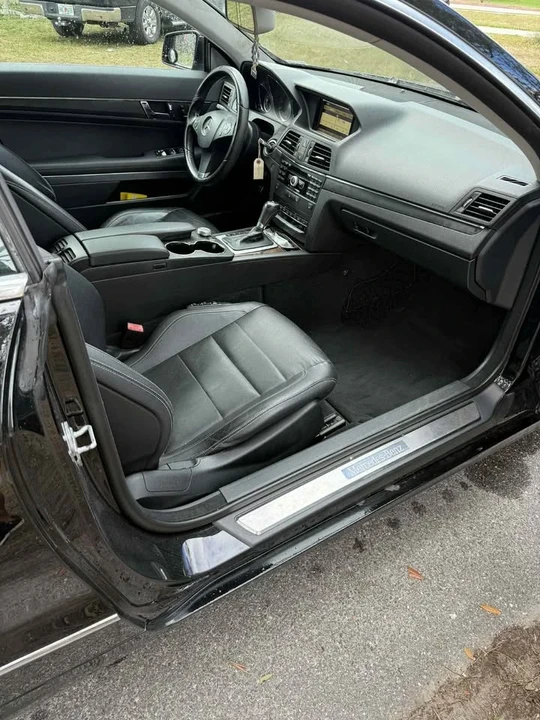 2011 Mercedes-Benz W212 E-Class - Image 14 of 16
