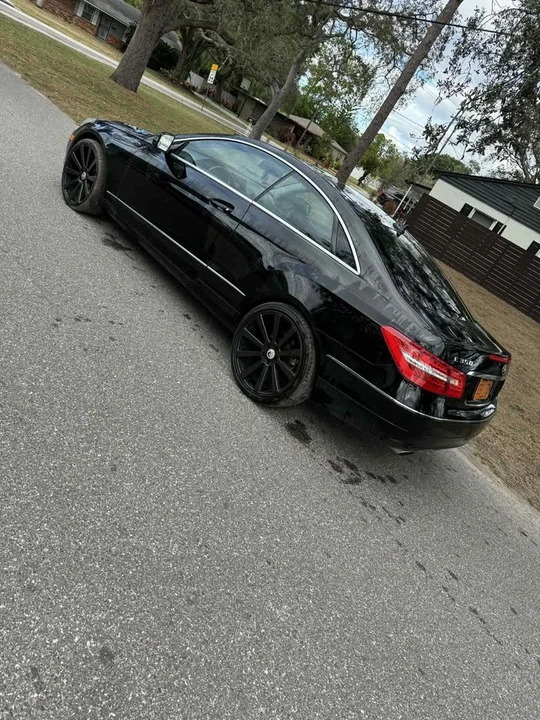 2011 Mercedes-Benz W212 E-Class - Image 8 of 16