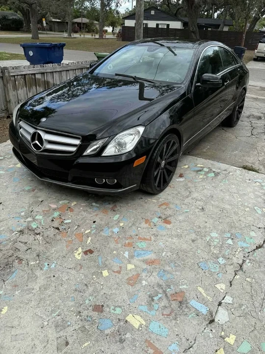 2011 Mercedes-Benz W212 E-Class - Image 2 of 16