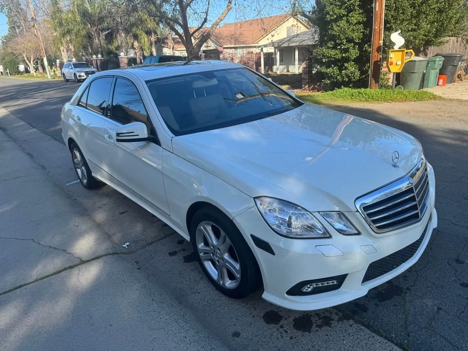 2011 Mercedes-Benz W212 E-Class - Image 15 of 19