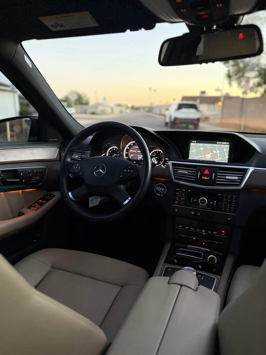 2011 Mercedes-Benz W212 E-Class - Image 10 of 14