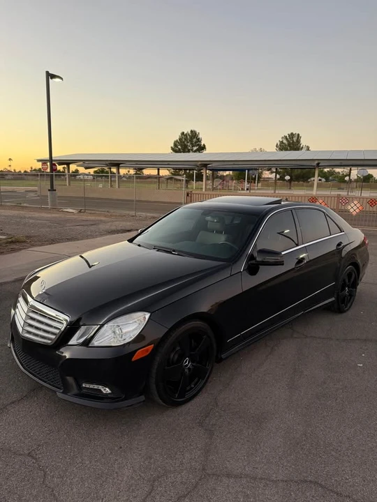 2011 Mercedes-Benz W212 E-Class - Image 2 of 14