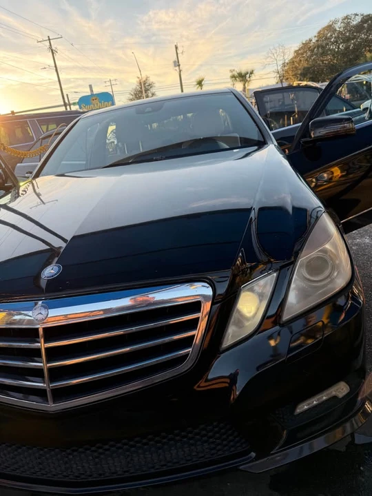 2011 Mercedes-Benz W212 E-Class - Image 3 of 11