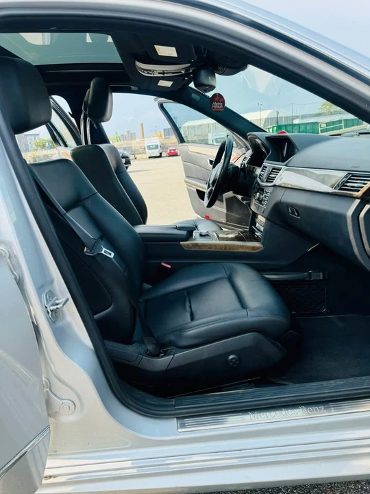 2011 Mercedes-Benz W212 E-Class - Image 12 of 19
