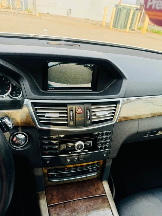 2011 Mercedes-Benz W212 E-Class - Image 11 of 19