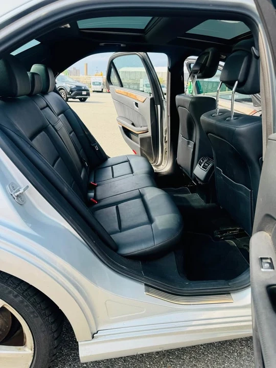 2011 Mercedes-Benz W212 E-Class - Image 10 of 19
