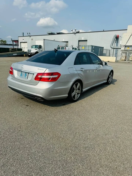 2011 Mercedes-Benz W212 E-Class - Image 6 of 19