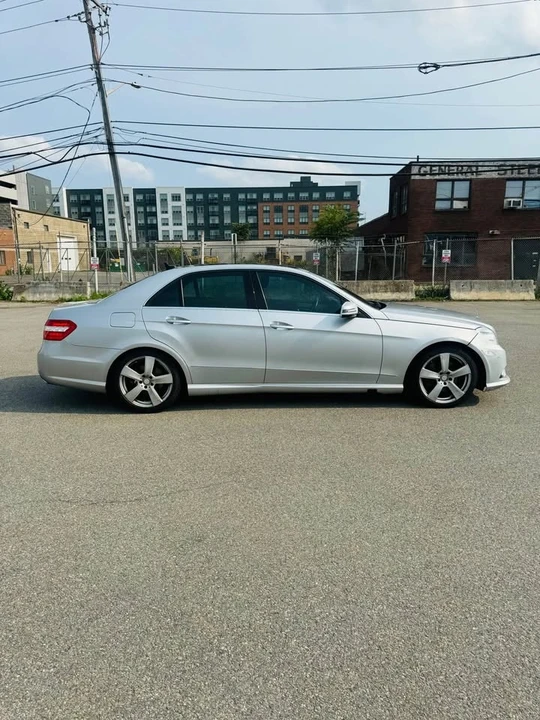 2011 Mercedes-Benz W212 E-Class - Image 14 of 19