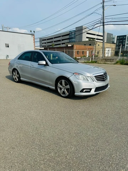 2011 Mercedes-Benz W212 E-Class - Image 13 of 19