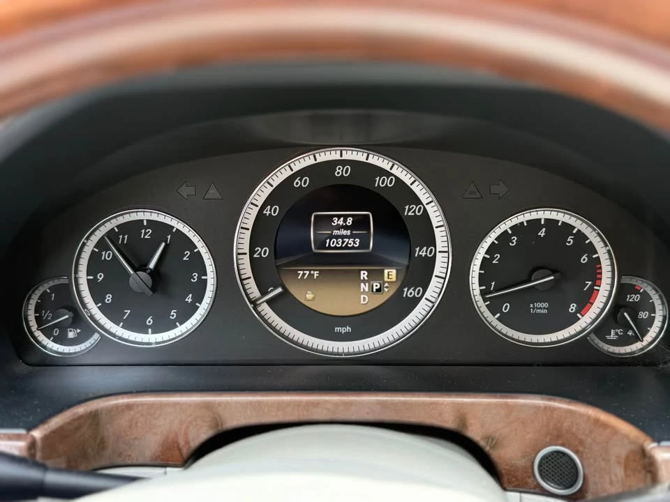 2011 Mercedes-Benz W212 E-Class - Image 14 of 16