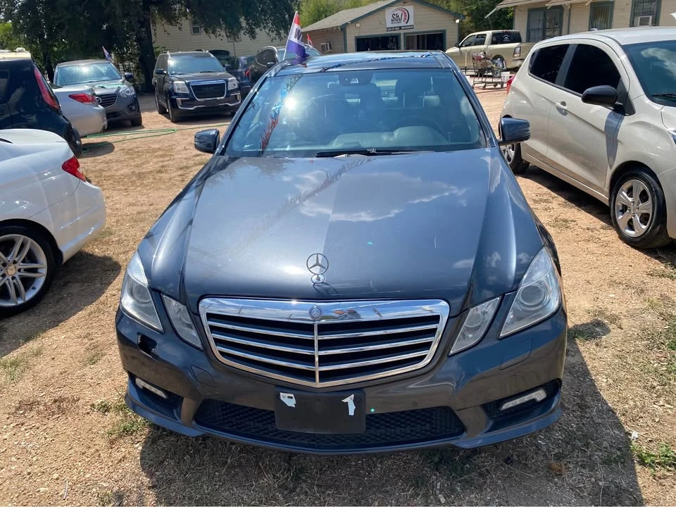 2011 Mercedes-Benz W212 E-Class - Image 2 of 9