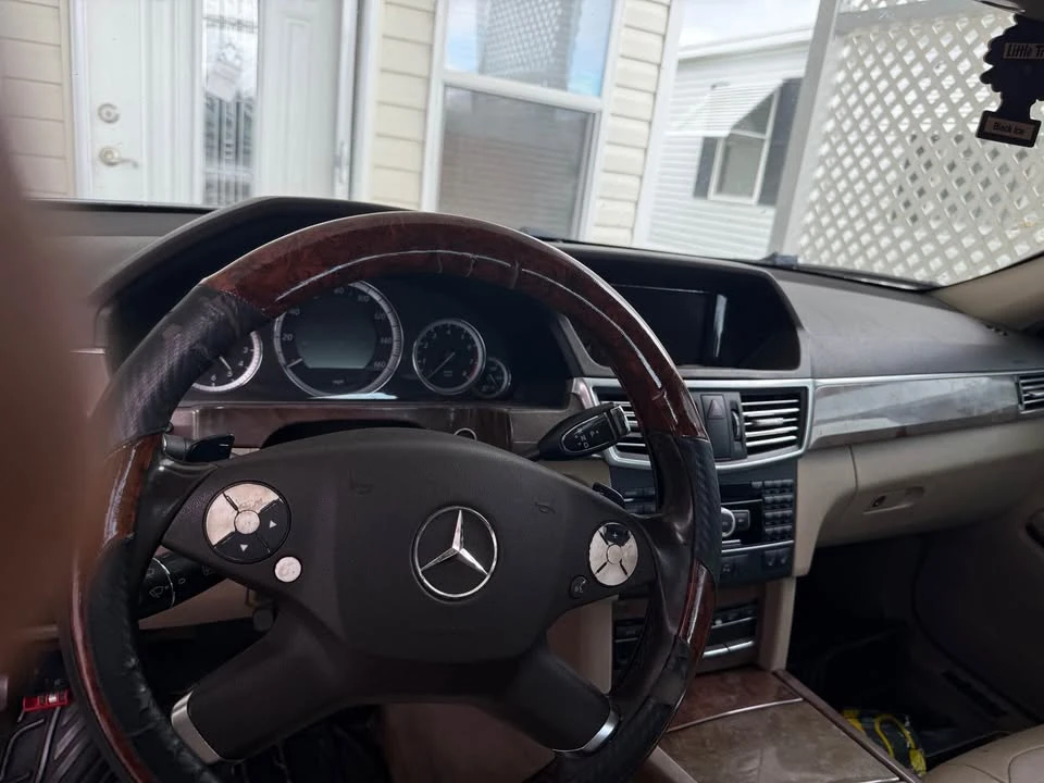2011 Mercedes-Benz W212 E-Class - Image 5 of 5