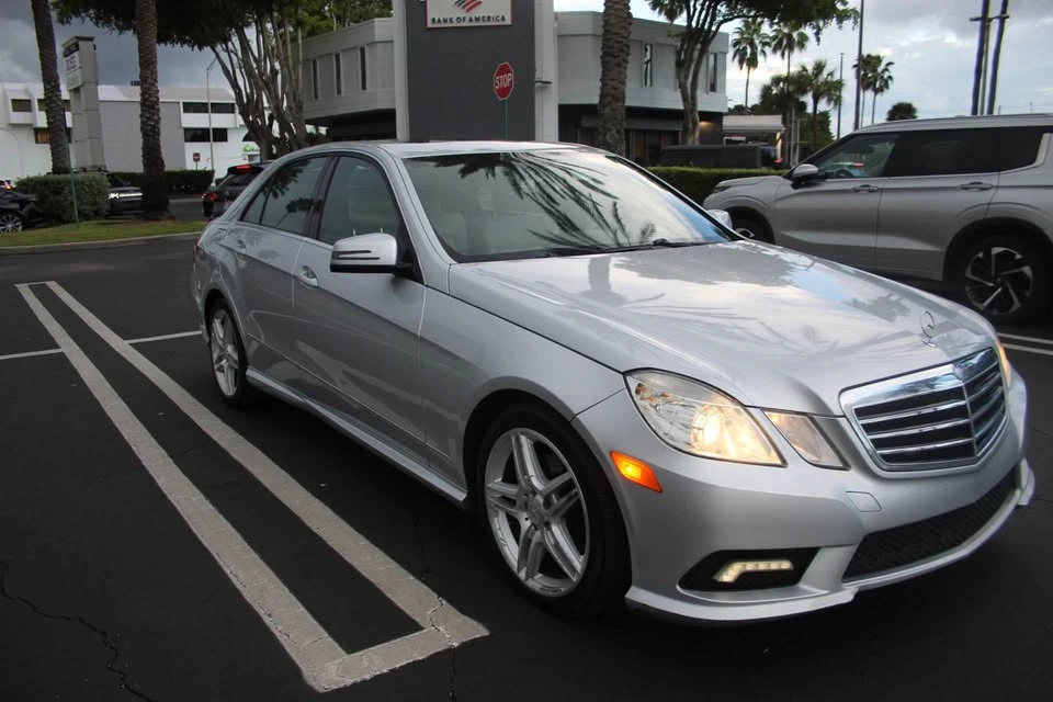 2011 Mercedes-Benz W212 E-Class - Image 3 of 17