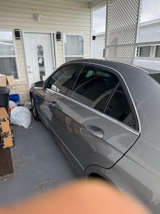 2011 Mercedes-Benz W212 E-Class - Image 2 of 5